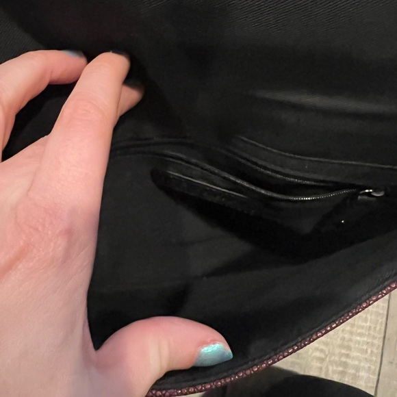 Maroon Bcbg envelope clutch AF - Picture 8 of 8